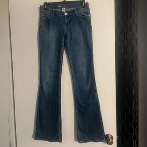 Kenneth Cole boot cut jeans size 2